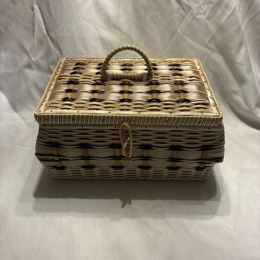 Woven Wicker Sewing Basket W/ Pink Satin Padded Interior Basket with Handle